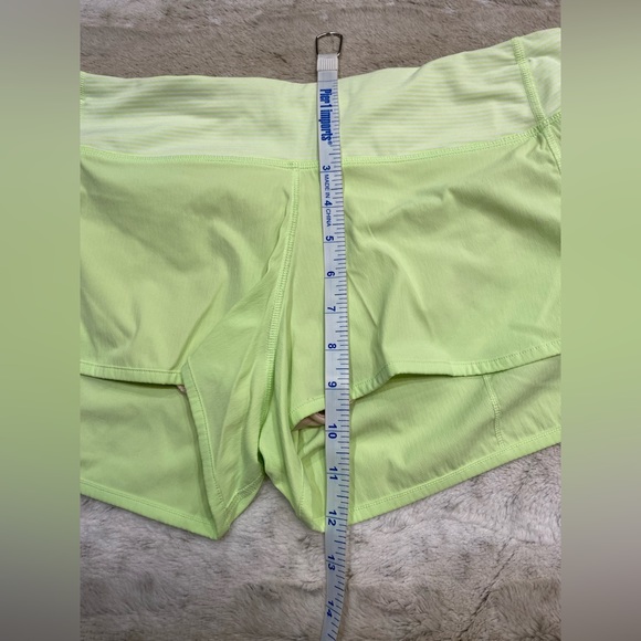 Lululemon Speed Short Clear Mint Size 8 - Picture 11 of 13